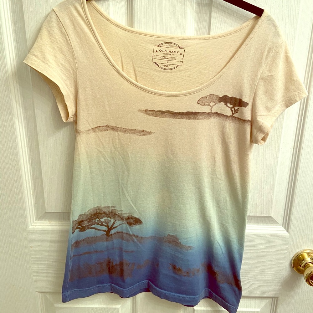 😀.Old Navy Ombré T-Shirt